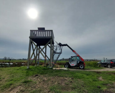 uitkijktoren binnenveld vernield 2