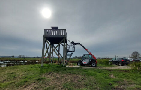 uitkijktoren binnenveld vernield 2