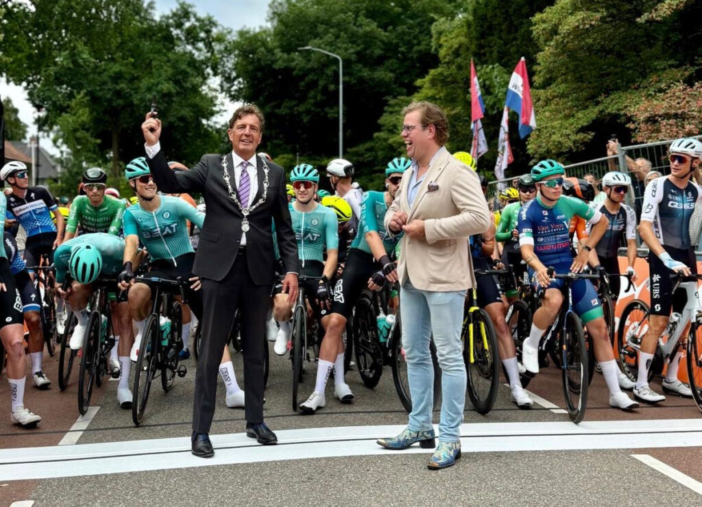 Ede wijst NK Wielrennen aan als 'publieke dienst' 3 start nk wielrennen ede 2025