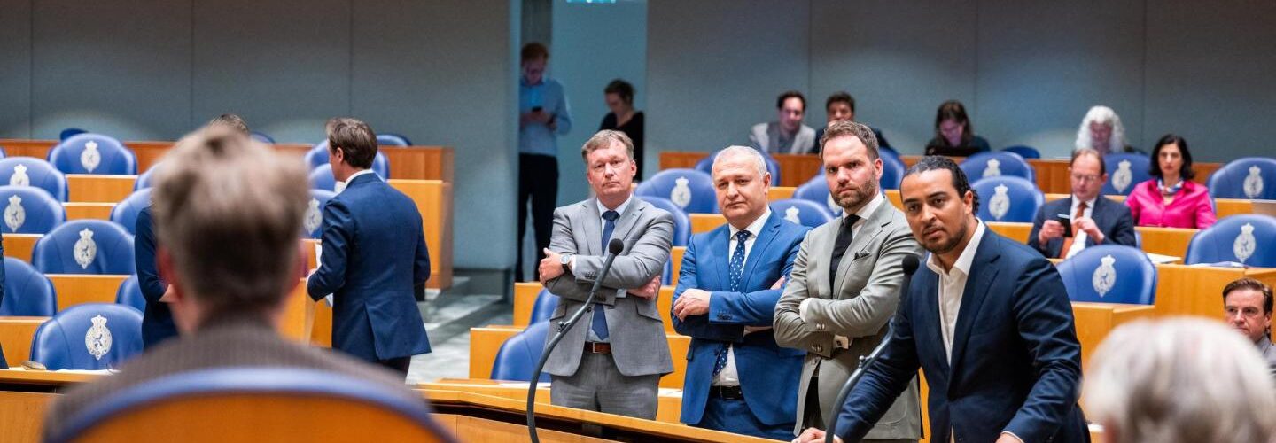tk debat interrumptie