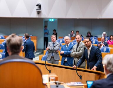 tk debat interrumptie