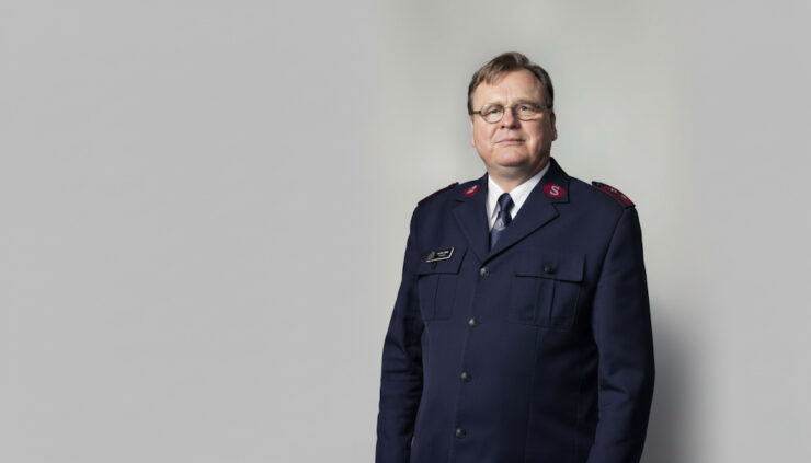 Top Leger des Heils zwijgt over uitzetting zieke hulpverlener 1 kapitein harm slomp