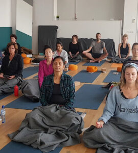 Yogacentrum in Otterlo: grote plannen, kleine praktijk 13 solis naturals yogaklasje