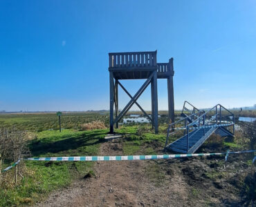 uitkijktoren binnenveld vernield 3