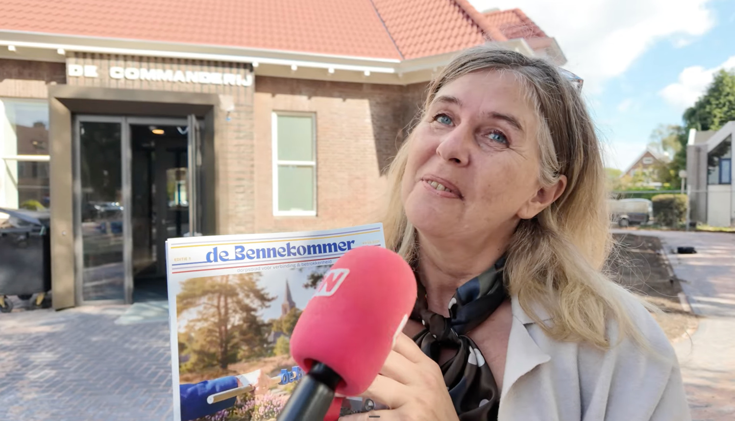 Toen de uitgever vertrok, deed Bennekom het zelf