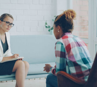 pexels silverkblack jeugdhulp